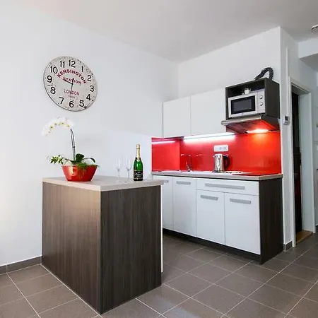 Appartement Apartman U Lazni Aurora *